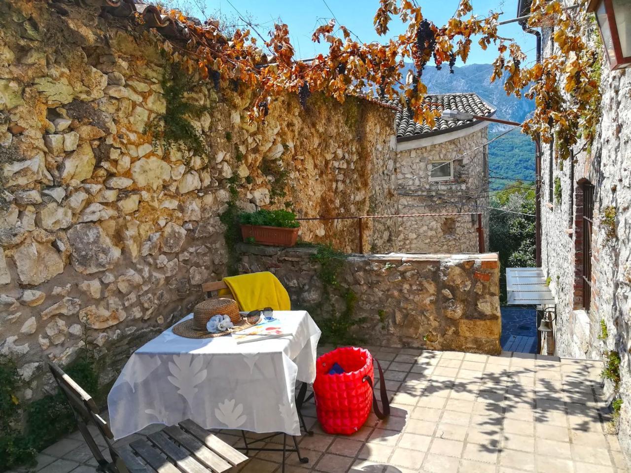B&B Milleunapietra Romantic Guest House Ausonia Exterior photo